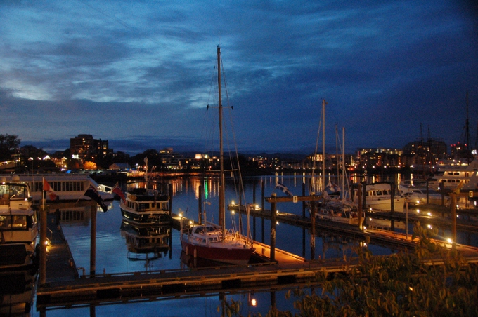 the inner harbor of Victoria at dusk